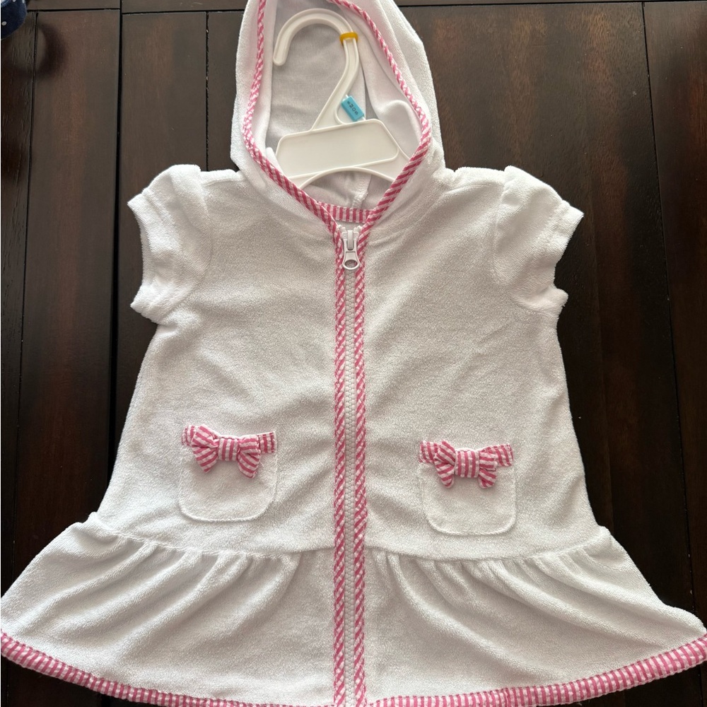 Crown & Ivy White and Pink Kids Swim Coverup